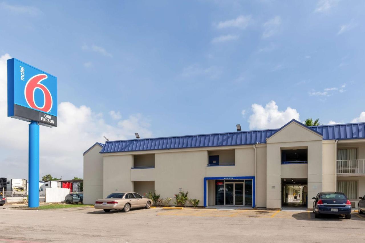 Motel 6-Houston, Tx - East Esterno foto