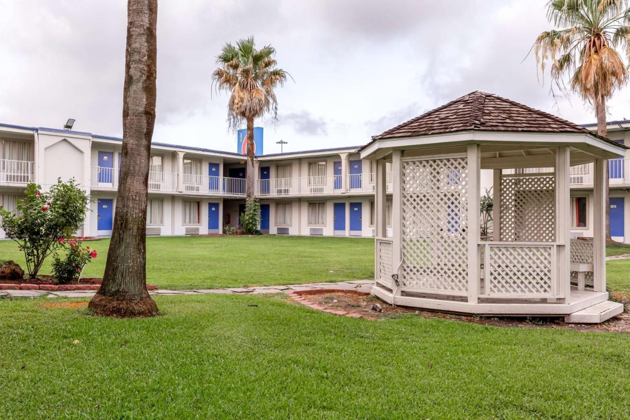Motel 6-Houston, Tx - East Esterno foto