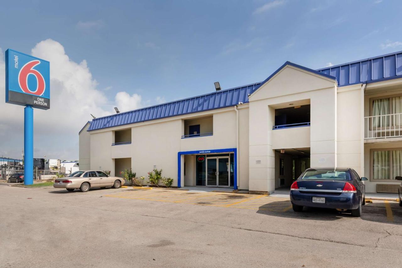 Motel 6-Houston, Tx - East Esterno foto